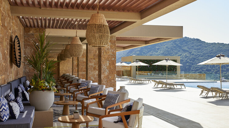 Elix, Mar-Bella Collection